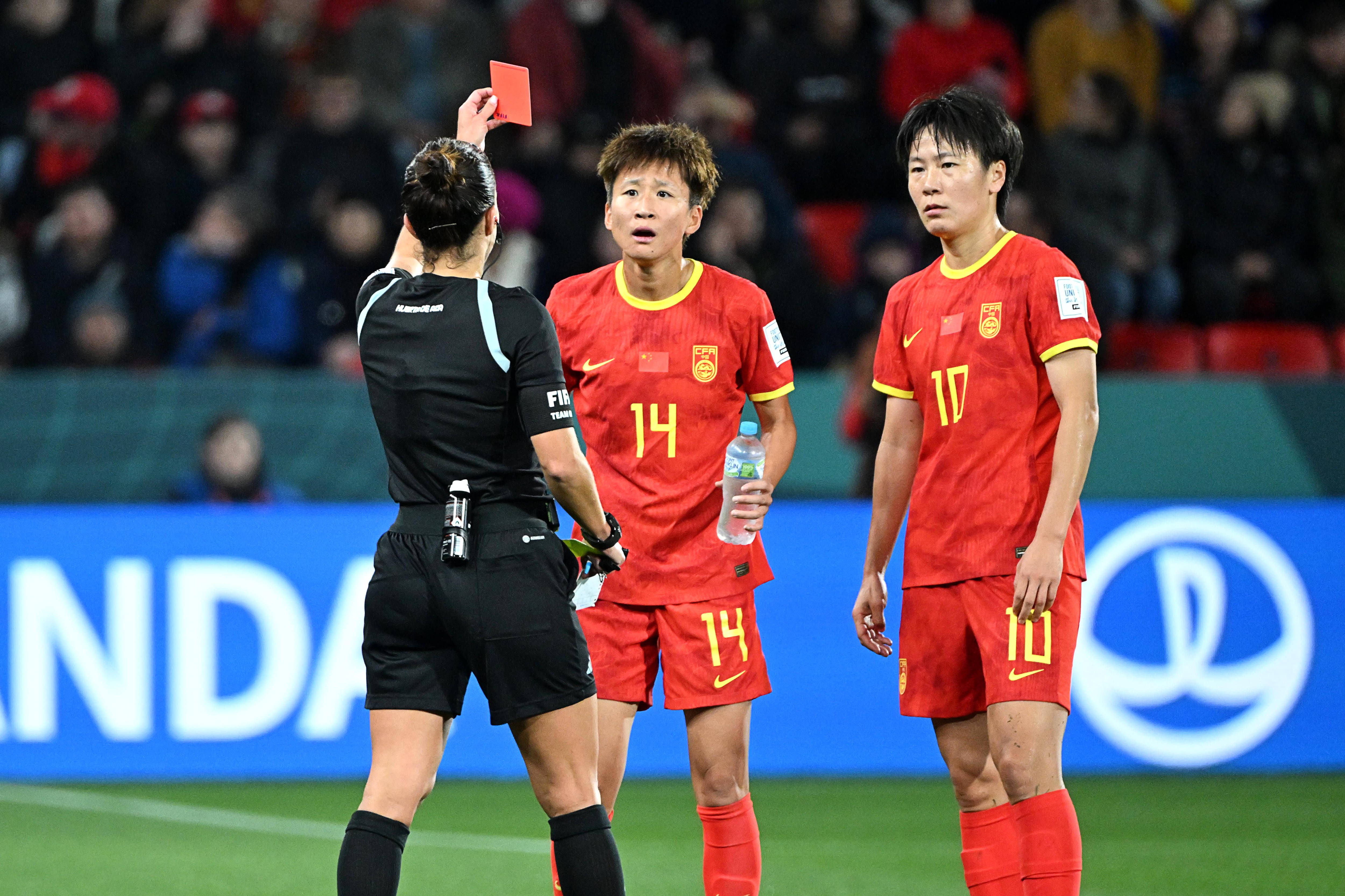 关于中国女足国家队高光表现，引领潮流风潮的信息
