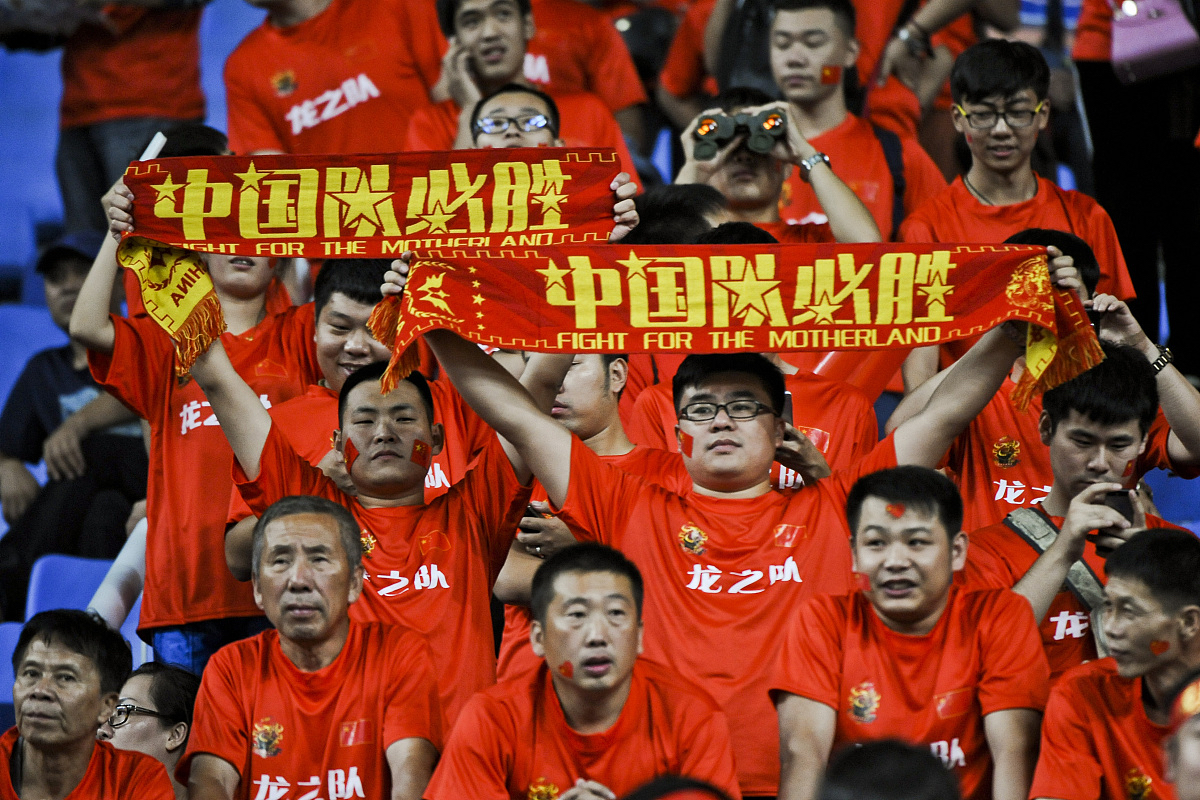 关于中国足球职业赛事全面展开,球队团结一致奋斗的信息 关于中国足球职业赛事全面展开,球队团结一致奋斗的信息