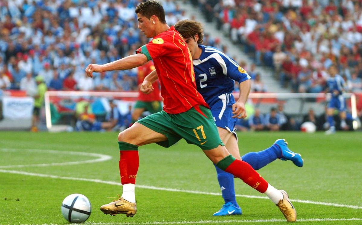 包含瑞典逆转战胜北马其顿，取得胜利晋级四强的词条