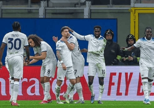 包含华伦西亚遭逆袭，客场表现有待改善的词条