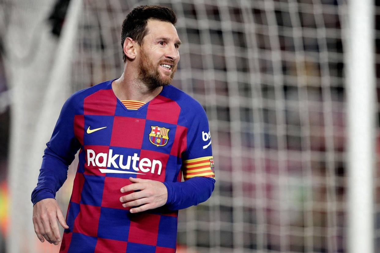 梅西遭遇巴萨登顶，亚洲杯局势紧张