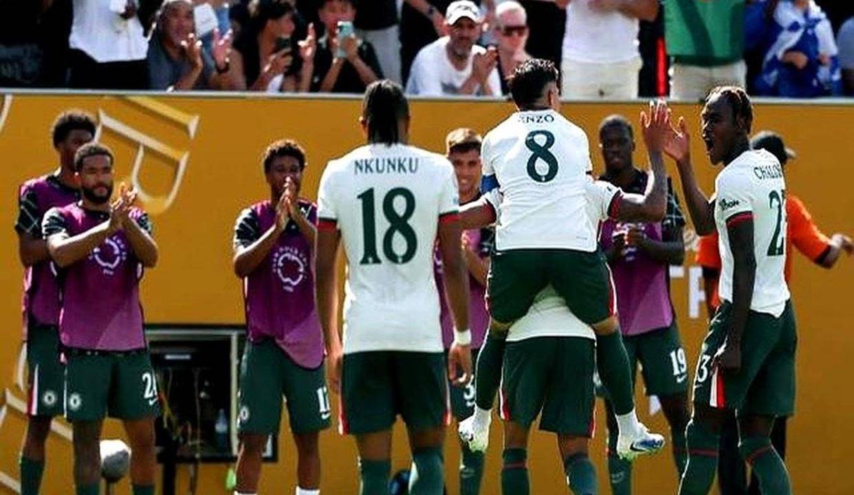 职业联赛重要战役引起球迷热烈讨论的简单介绍