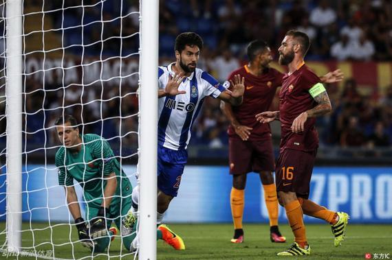 罗马遭逆转悲剧，欧冠小组赛告别