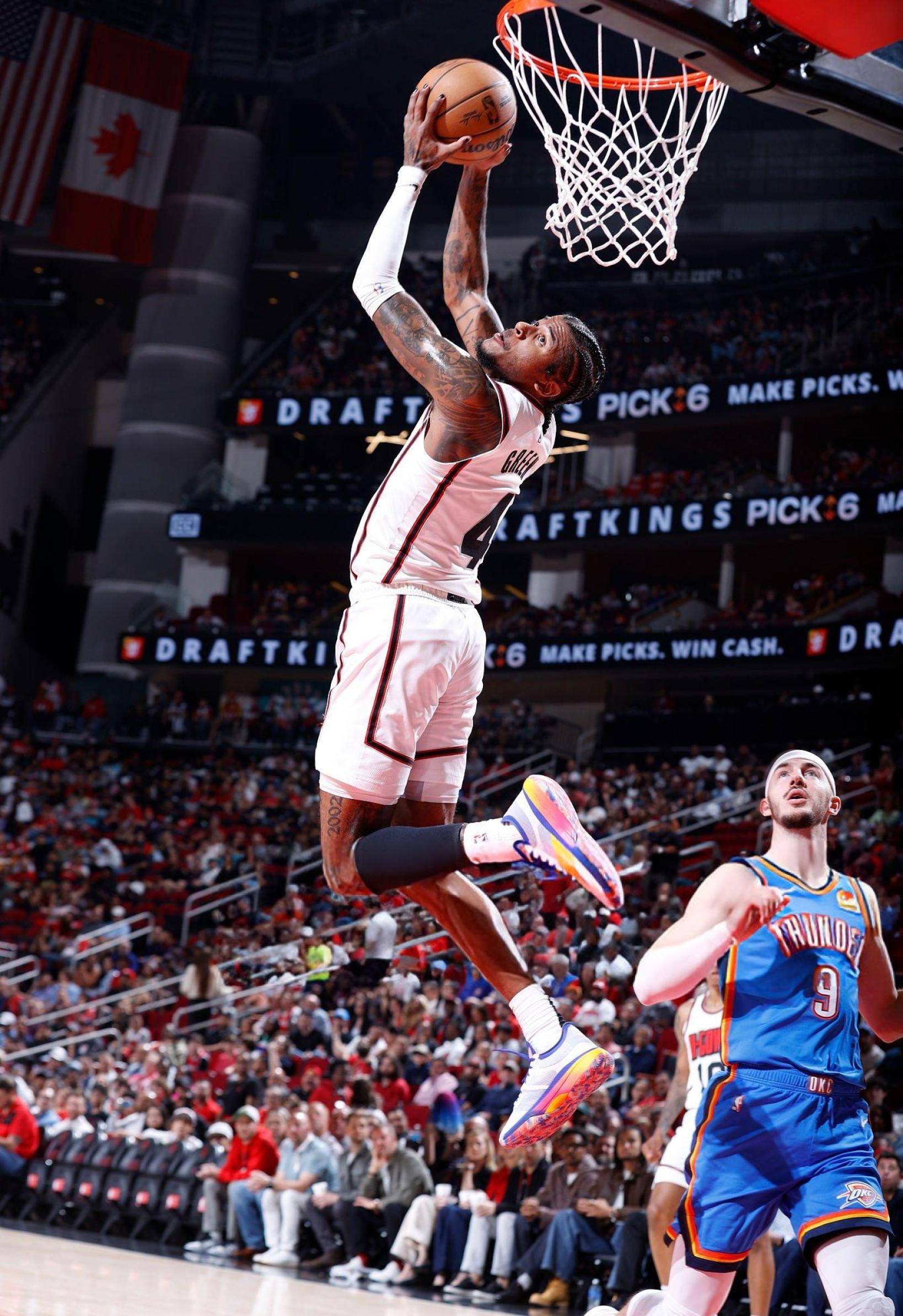 火箭大胜篮网,摆脱连败 火箭大胜篮网,摆脱连败