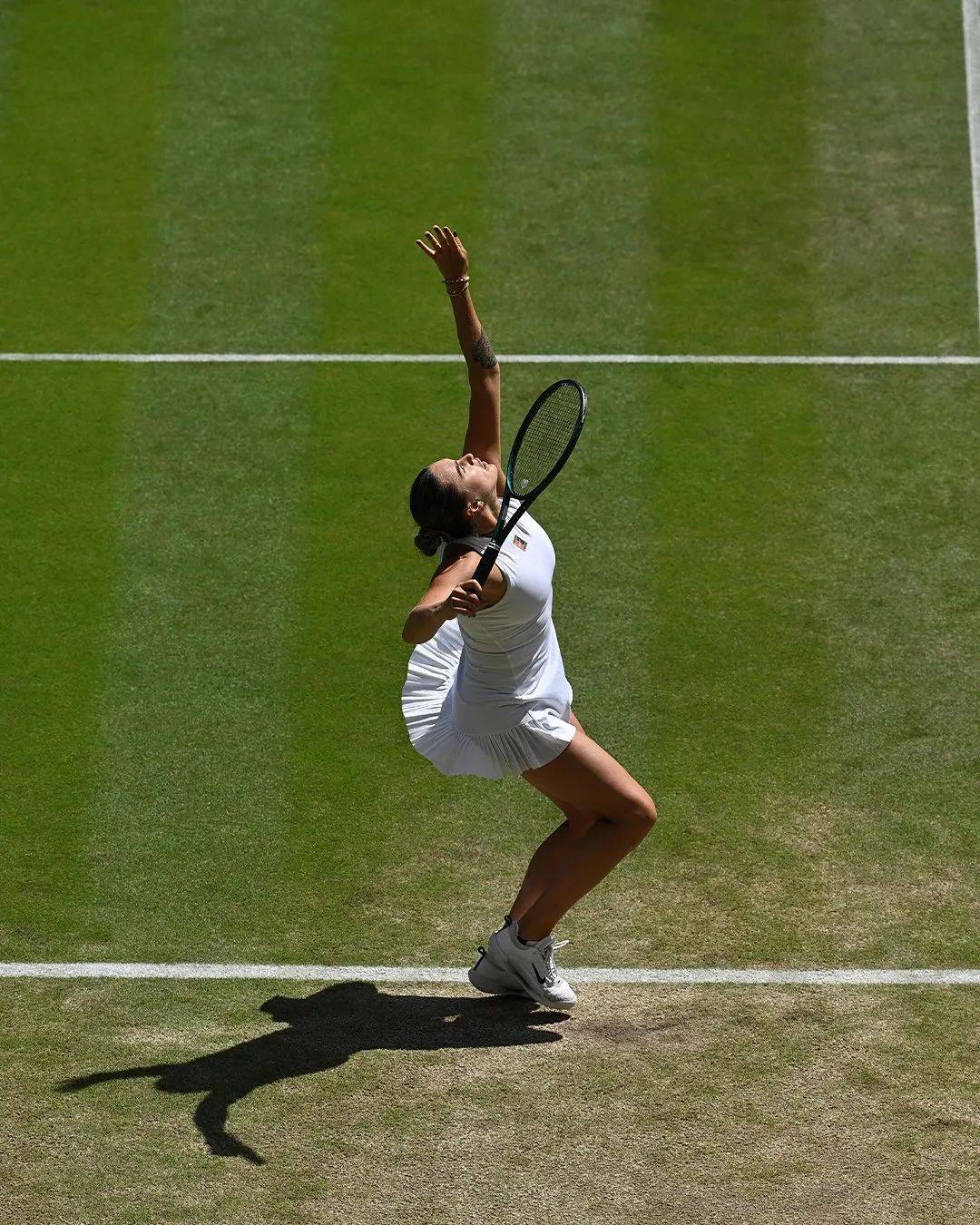 英国网球队完胜德国网球队，费德勒完成帽子戏法的简单介绍