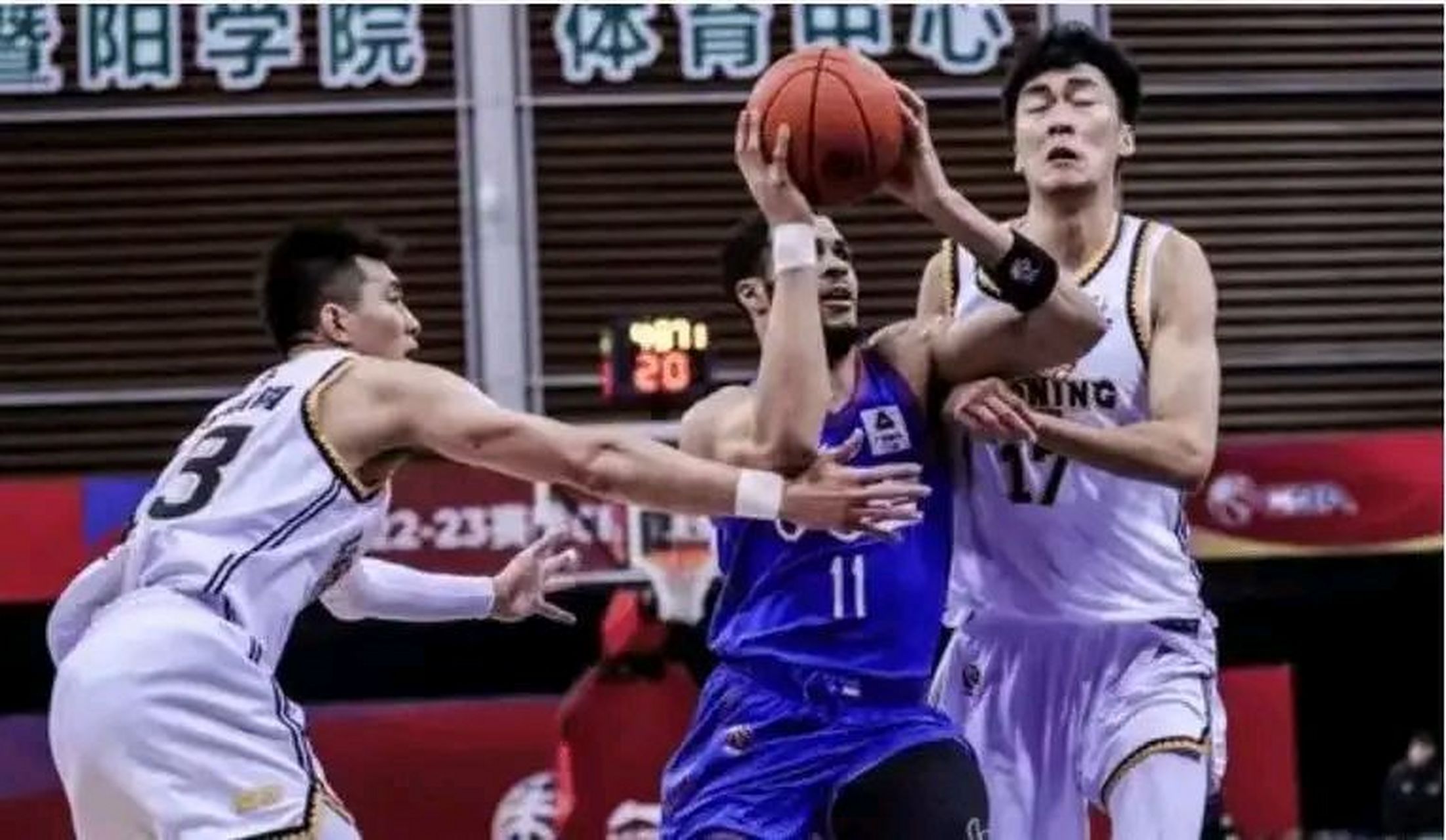 上海队轻取江苏队，赵继伟带队取胜