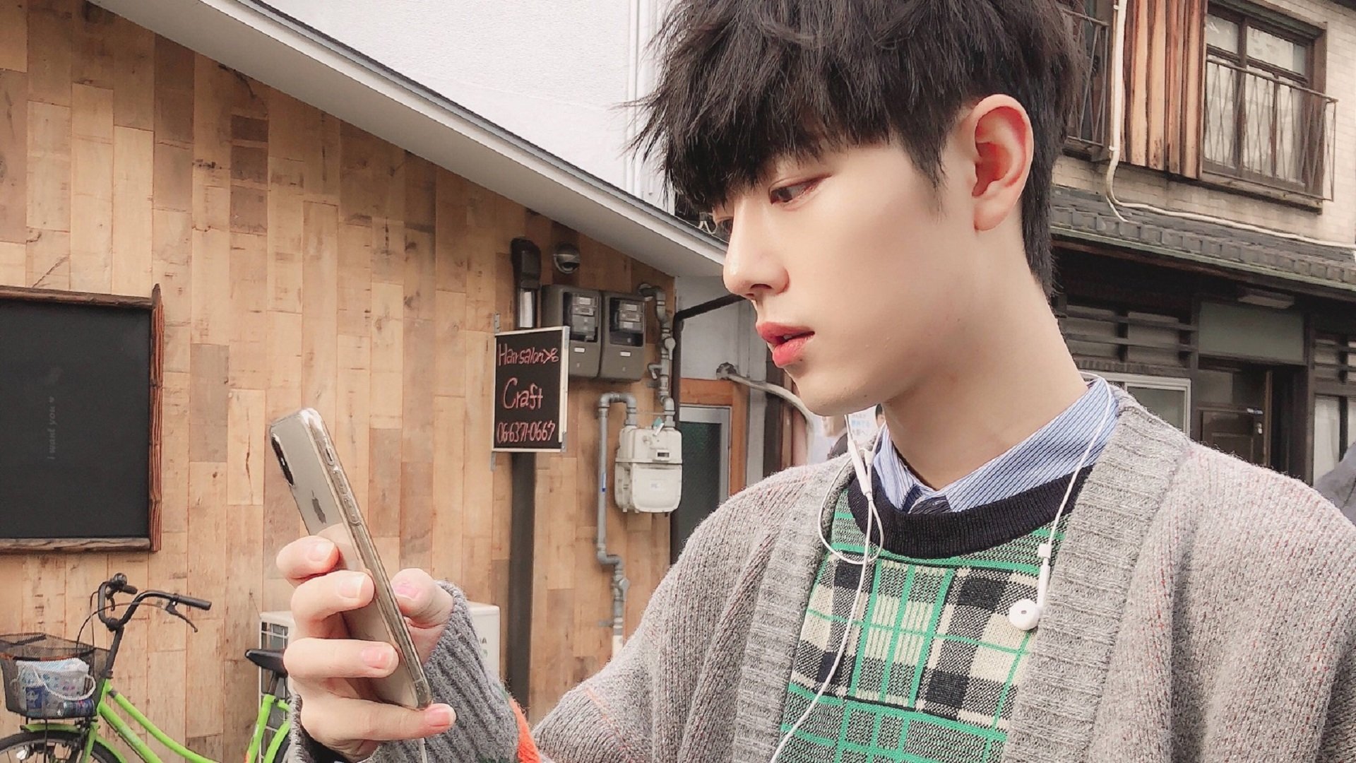 绿茵场与防火墙，当法比尼奥打爆防线撞上数字时代的信息攻防战