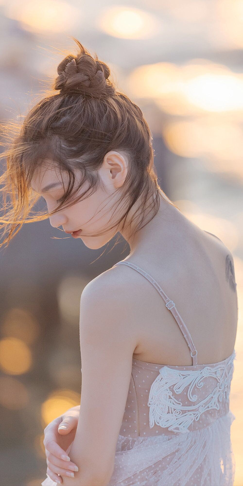 铁血防线与逆袭利刃,雷恩锁死冰岛,格纳布里压力中绽放