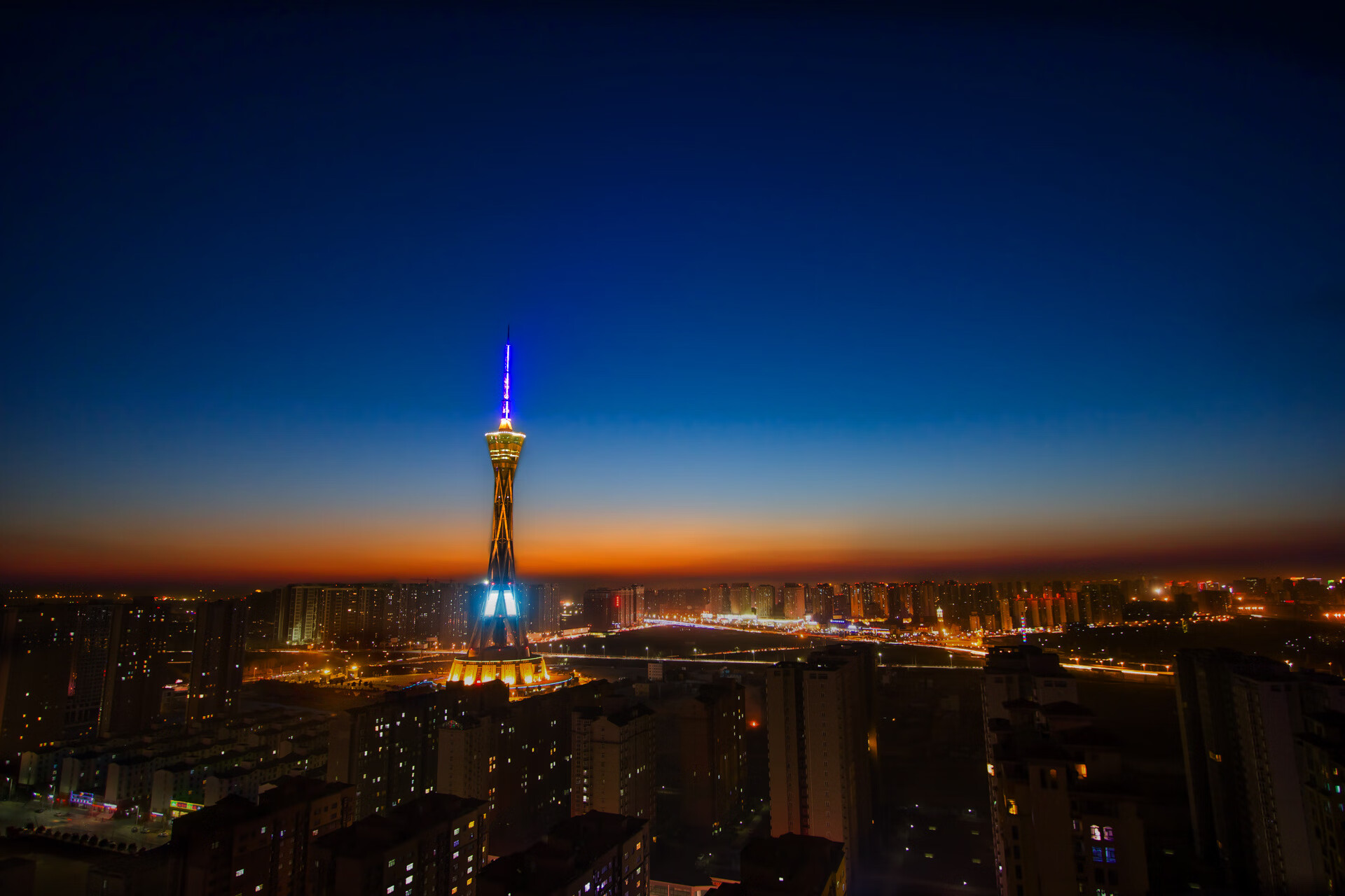 门神奥纳纳扛起全队,蓝鹰拉齐奥客场踏平瑞士