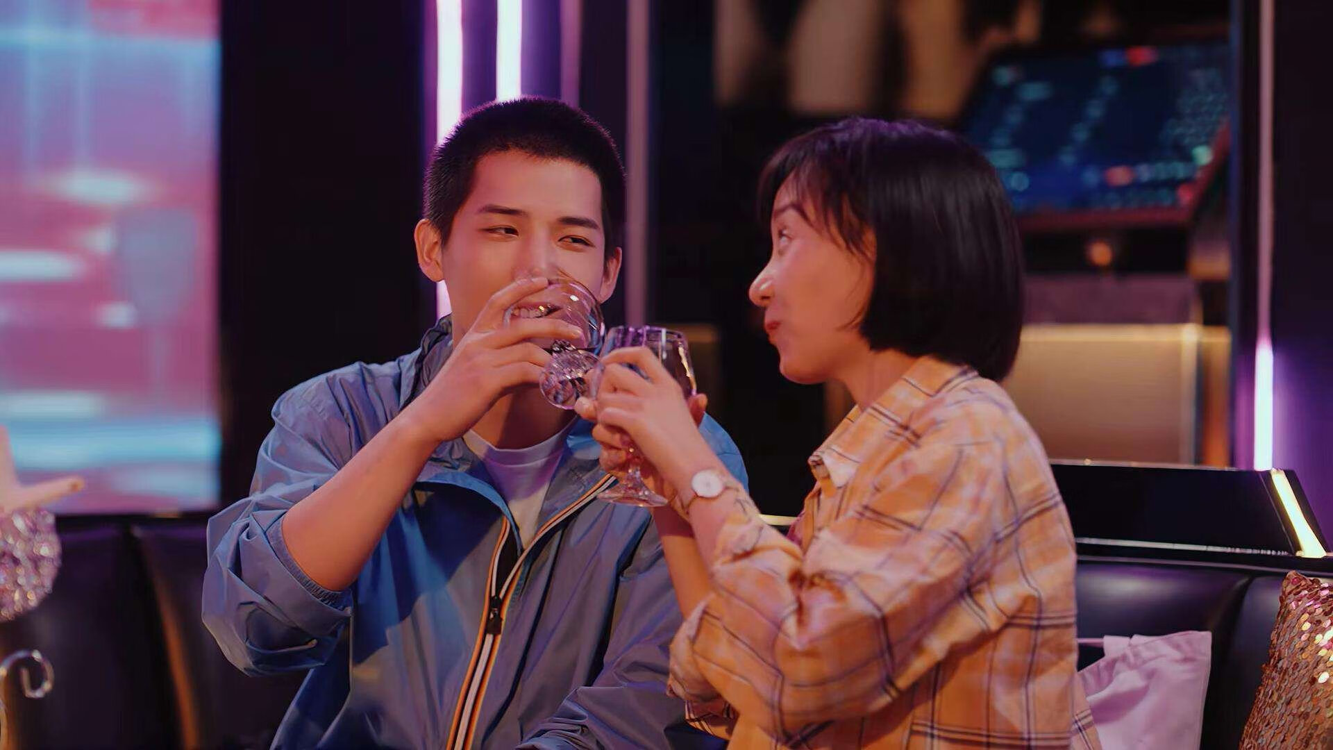 神龙摆尾，克瓦拉茨赫利亚以一己之力撕裂德甲争冠夜