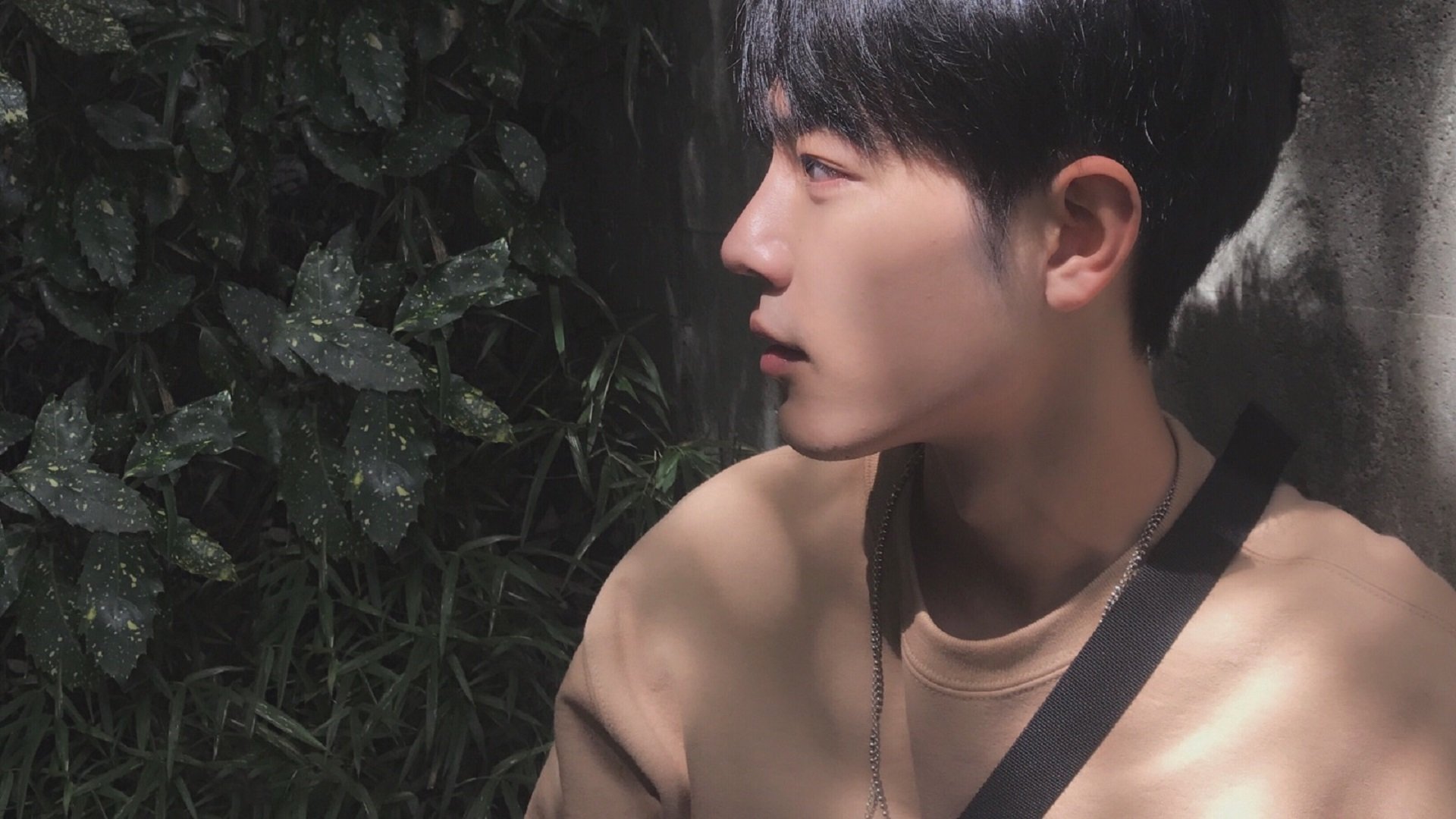 雄鹿险胜开拓者,德罗赞生涯得分突破25000分大关