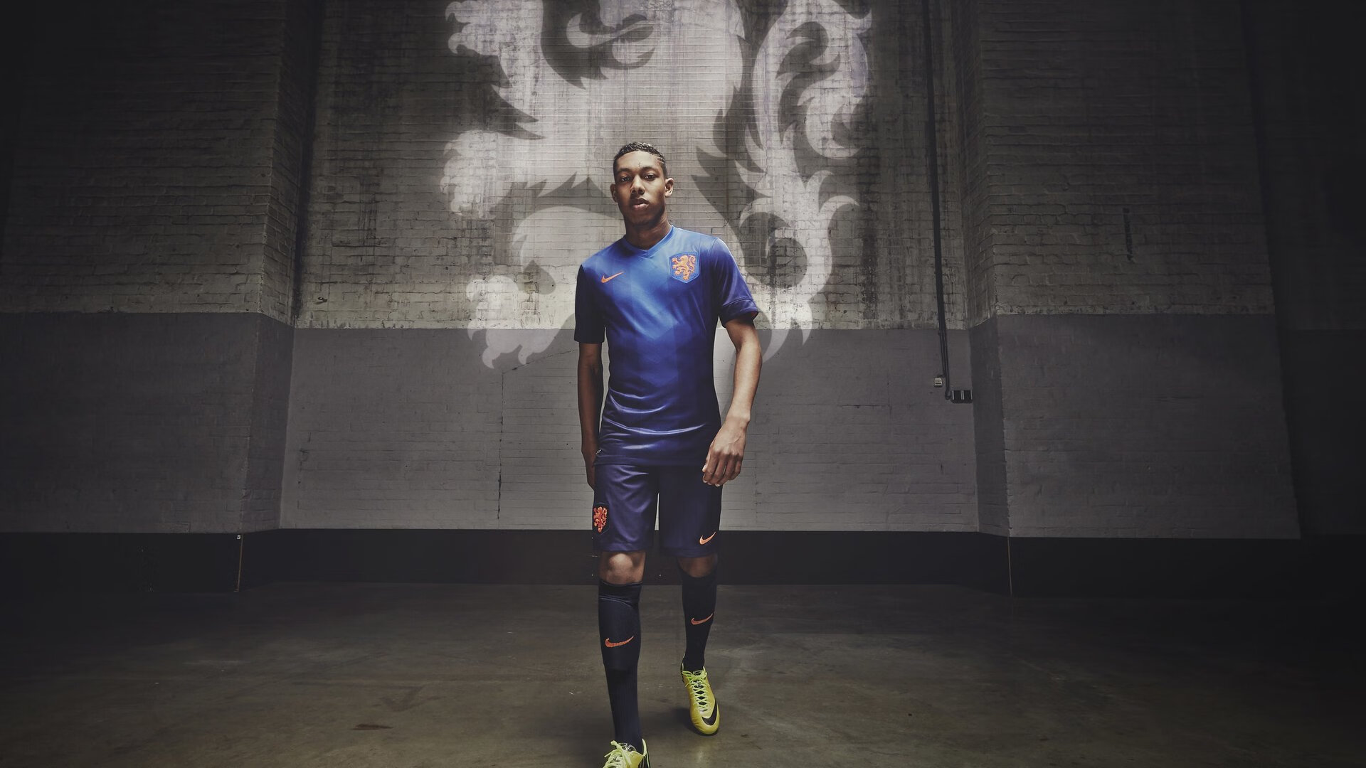 迪巴拉魔法点亮潘帕斯，郁金香军团用效率碾碎高原风暴