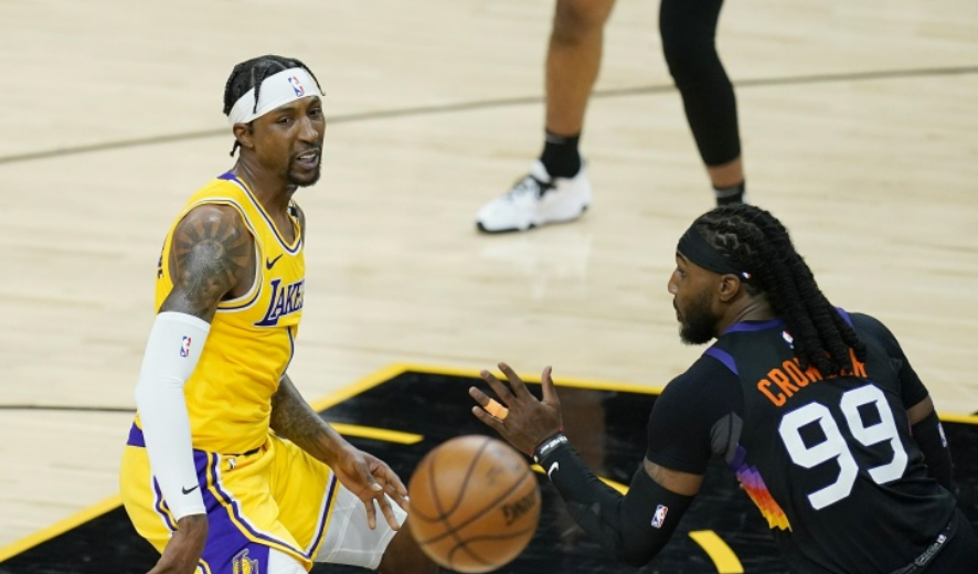 湖人生死战取胜浙江队，戈贝尔成为关键先生